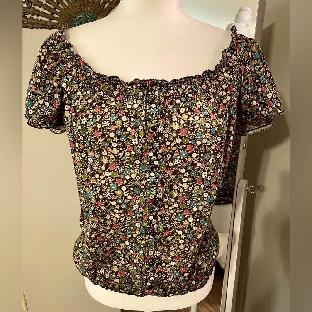 3/$15 Floral Cottagecore scoop neck top